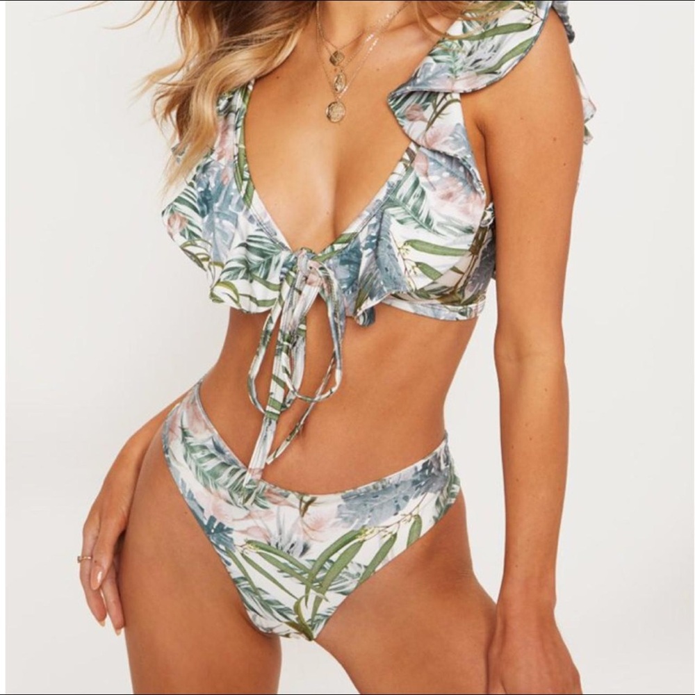 Pretty Little Thing Floral Print Ruffle Bikini